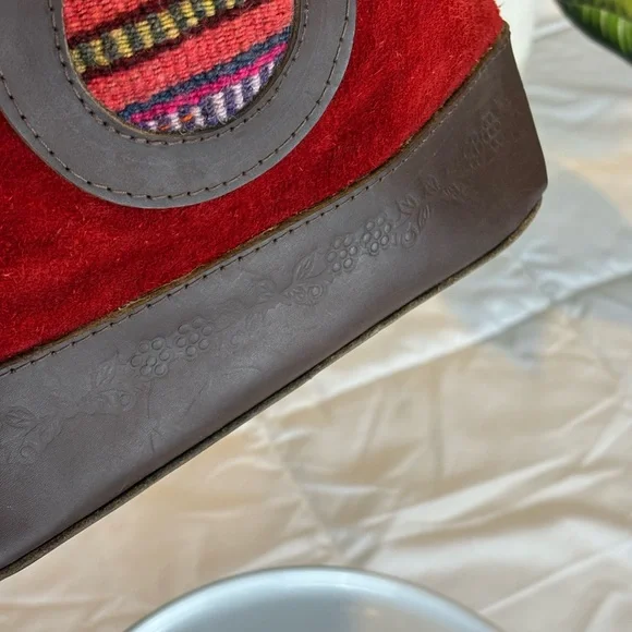 Vintage Manta Medallion Suede & Leather Bucket Bag - Picture 11 of 13